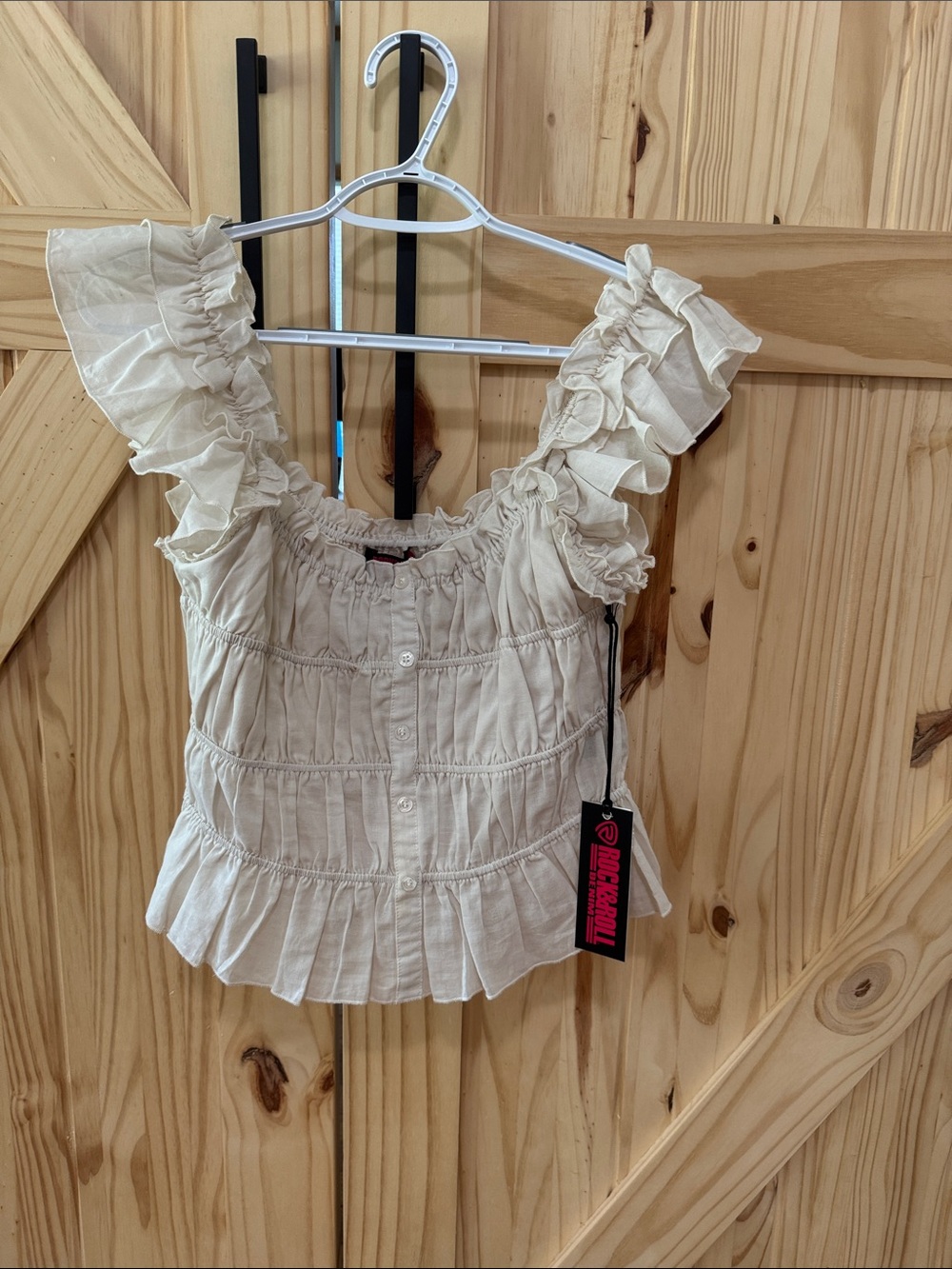 Women's Cream Ruffled Button-Front Blouse